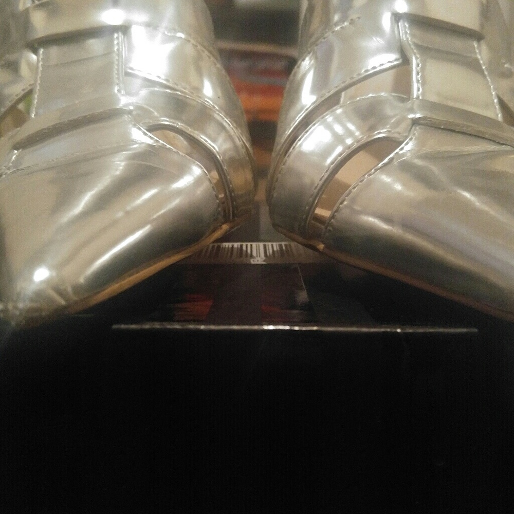 Victoria Secret Heels - Picture 4 of 4